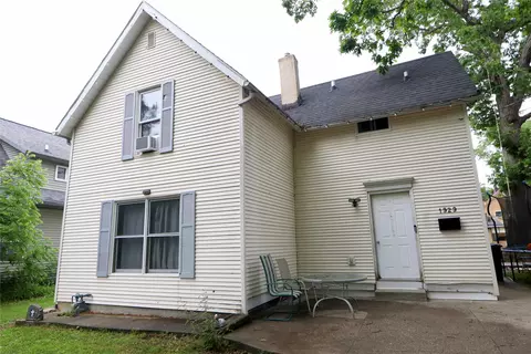 1929 10th St, Des Moines, IA 50314