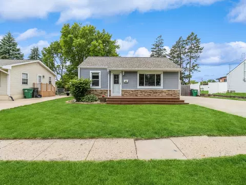 106 SW Kline St, Ankeny, IA 50023