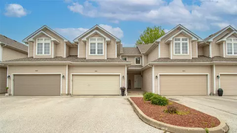 900 67th St #503, West Des Moines, IA 50266