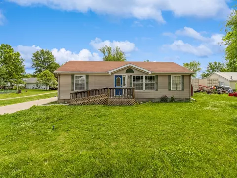 712 Jackson St, Melcher Dallas, IA 50062