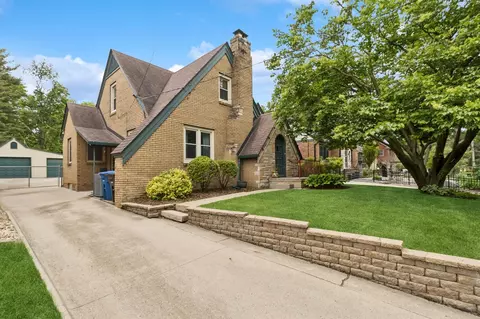4312 Ashby Ave, Des Moines, IA 50310
