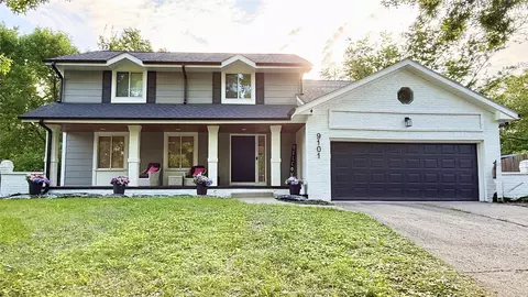 9101 Lincoln Ave, Clive, IA 50325