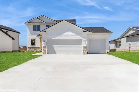 3010 6th Ave SW, Altoona, IA 50009
