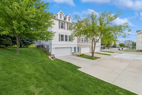 3012 SW Sharmin Ln, Ankeny, IA 50023