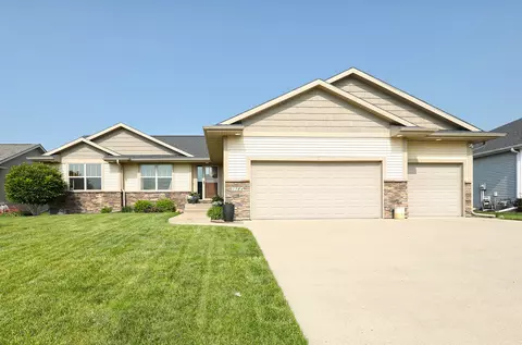 1504 NW Calista St, Grimes, IA 50111