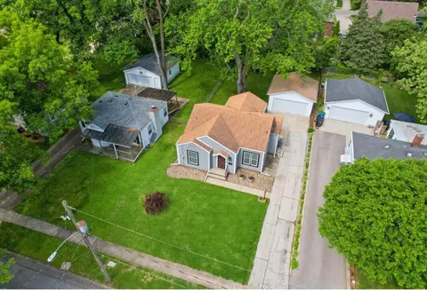 2108 33rd St, Des Moines, IA 50310