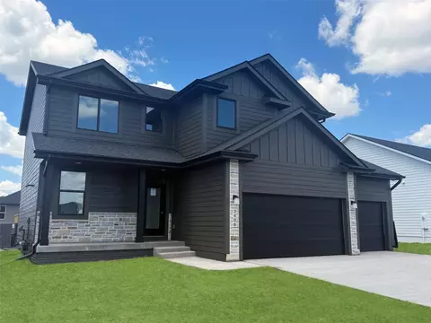 3406 5th Ave SE, Altoona, IA 50009