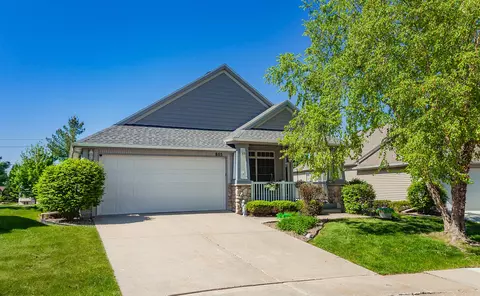805 NE Rosewood Ln, Ankeny, IA 50021