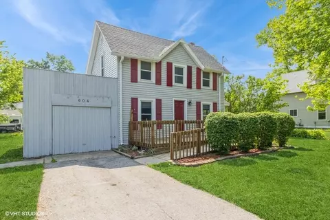 604 West St, New Virginia, IA 50210