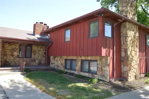 2234 155th Pl, Knoxville, IA 50138