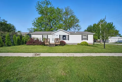 318 N 1st St, Panora, IA 50216