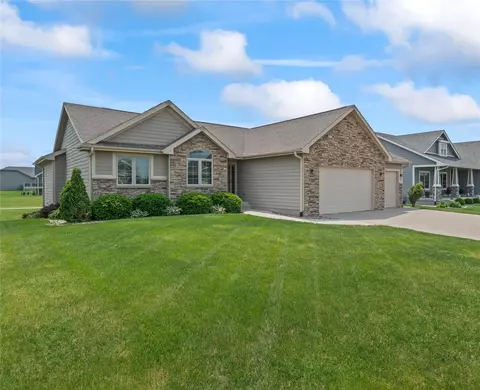 316 34th St SE, Altoona, IA 50009