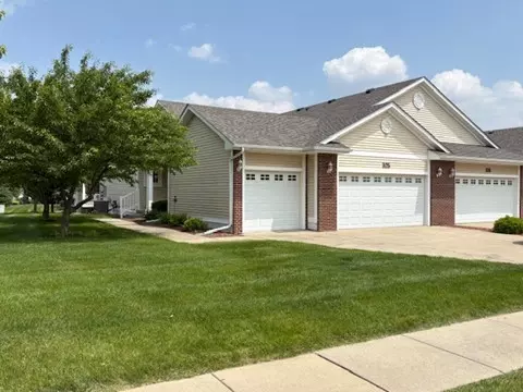 325 SE Rosenkranz Dr, Waukee, IA 50263