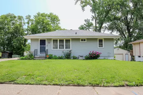 801 Winegardner Rd, Des Moines, IA 50317