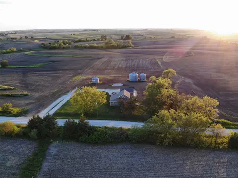 2177 Lark Ave, Afton, IA 50830