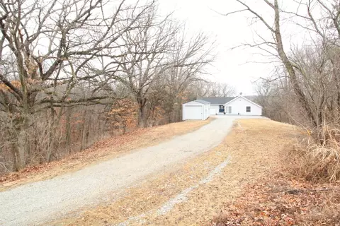 32647 Panther Creek Rd, Adel, IA 50003