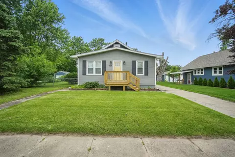 806 8th St, West Des Moines, IA 50265