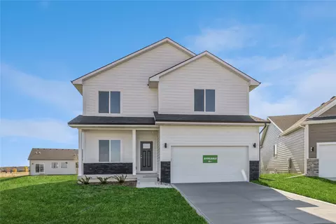 460 NW Independence Cir, Waukee, IA 50263
