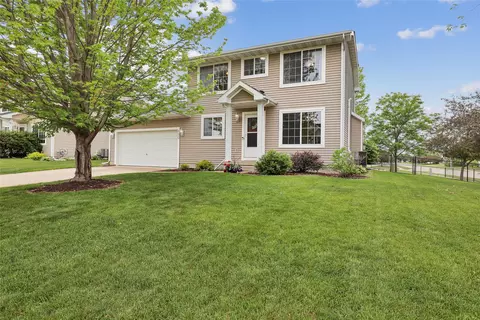 490 SE Carefree Ln, Waukee, IA 50263