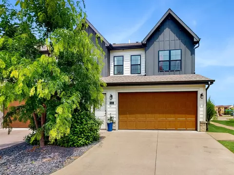 6460 Galleria Dr #3101, West Des Moines, IA 50266