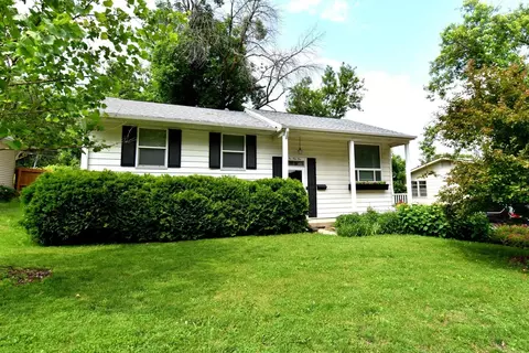 515 E 13th St, Ames, IA 50010