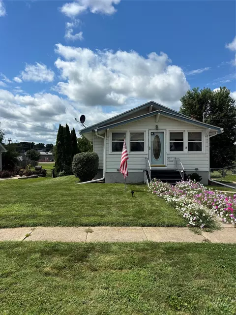 201 E 13th St N, Newton, IA 50208