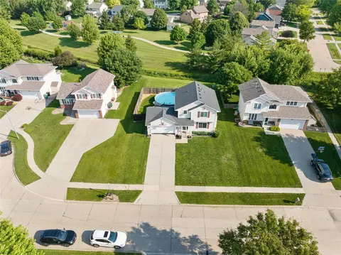 714 NE Michael Ct, Ankeny, IA 50021
