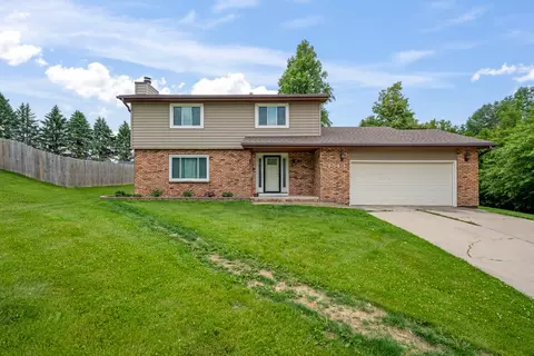 1543 S 16th Ave W, Newton, IA 50208