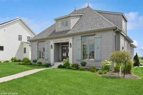 1811 SW Oak St, Ankeny, IA 50023
