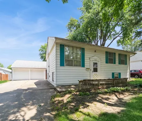1419 Glover St, Knoxville, IA 50138