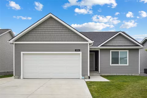 2814 Long Ave, Van Meter, IA 50261