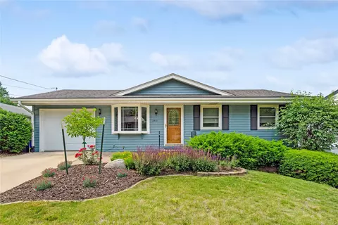2441 Hull Ave, Des Moines, IA 50317