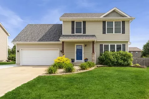 150 SE Hazelwood Dr, Waukee, IA 50263