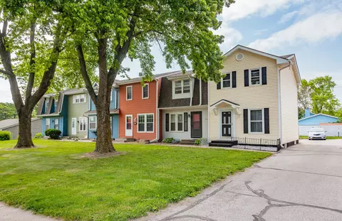 4045 E University Ave #13, Des Moines, IA 50317