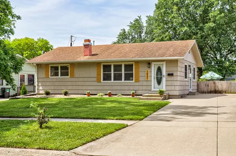 1621 Carroll Ave, Ames, IA 50010