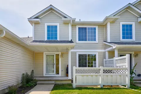 57 SE Meadowlark Ct, Waukee, IA 50263