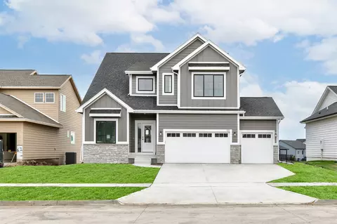 1511 NW Benjamin Dr, Ankeny, IA 50023