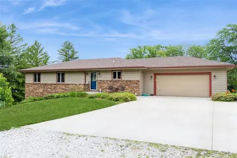 7169 NW 28th St, Ankeny, IA 50023