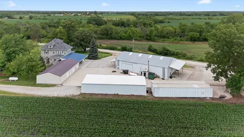 20234 495th Ln, Chariton, IA 50049