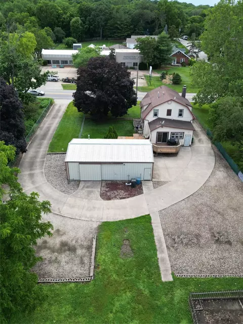 4275 NW 6th Dr, Des Moines, IA 50313