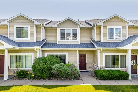 2240 Hart Ave #4, Des Moines, IA 50320