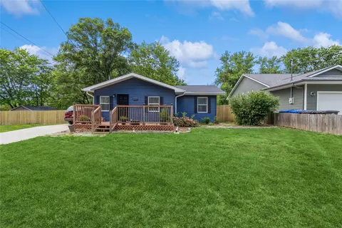 220 E Lally St, Des Moines, IA 50315
