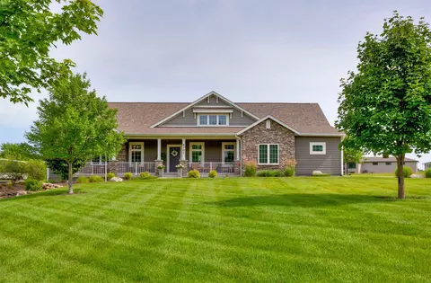 4701 NW 98th Ave, Polk City, IA 50226