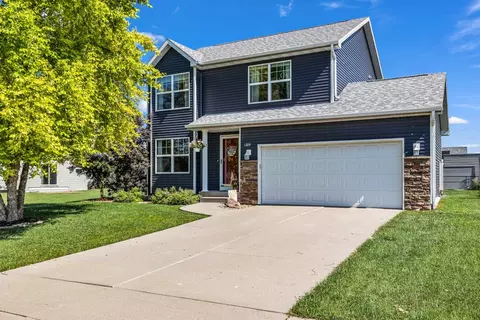 1329 Joshua Cir SE, Bondurant, IA 50035