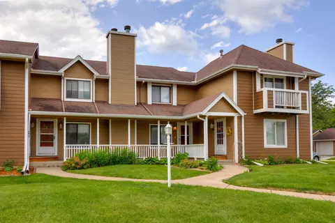 2419 W 1st St, Ankeny, IA 50023