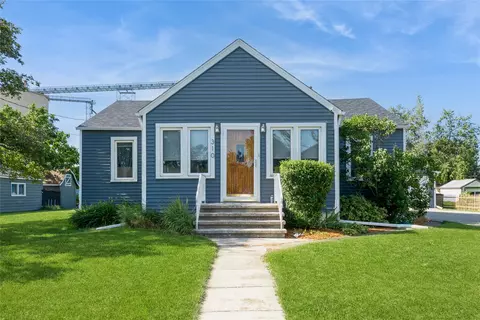310 E 1st St, Woodward, IA 50276