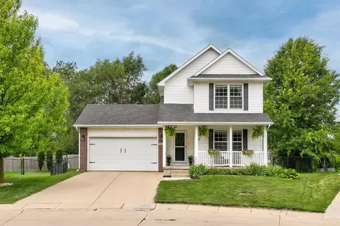 2826 SW Village Cir, Ankeny, IA 50023