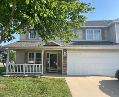 2101 Meadow Ct #304, Des Moines, IA 50320