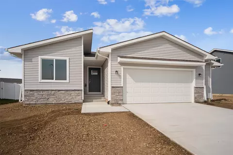 1656 20th Ave SE, Altoona, IA 50009