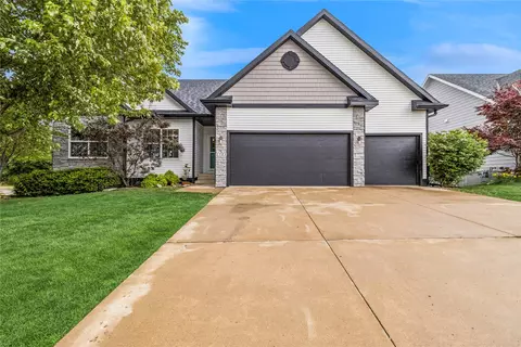 1701 2nd Ave SW, Altoona, IA 50009